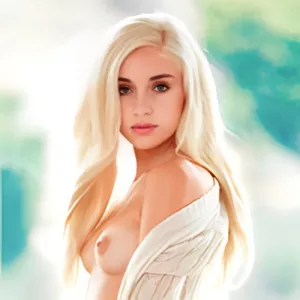 Naomi Woods