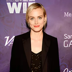 Taylor Schilling
