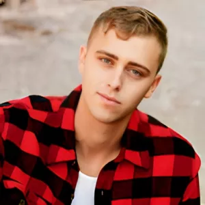 Dustin Daring