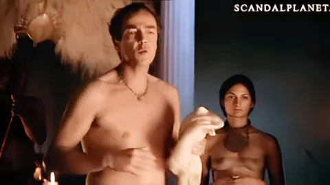 Batiatus hotly fucks his wife Lucrezia after a blowjob from a maid